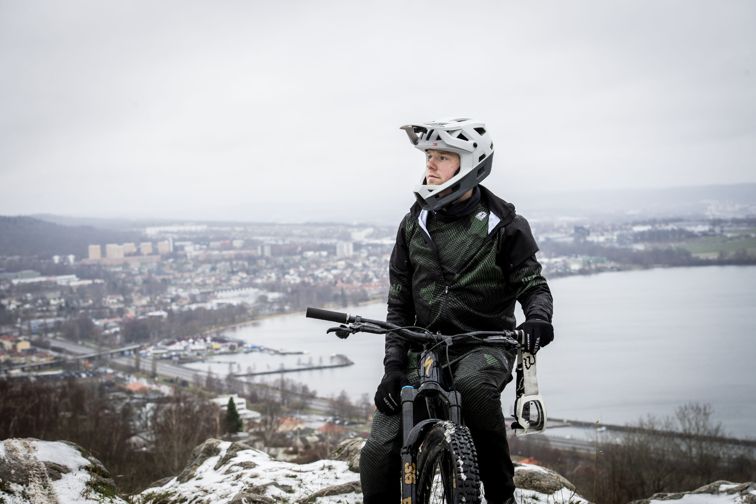 BIORACER OFF-ROAD コレクション